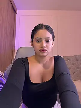 Isa_squirt1 – Naživo XXX chat