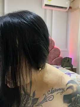 eva_sexx69's Webcam Show