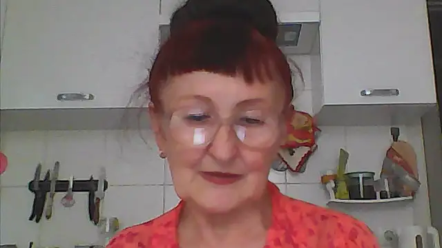 XXX chat uživo modela TanyaSweet634
