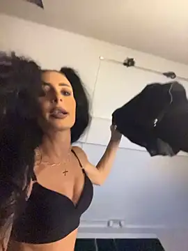 FeetVibe Adlı Modelin Canlı XXX Sohbeti