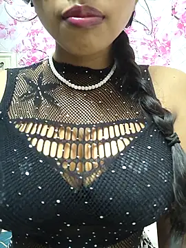 sandy_naughty Show in webcam