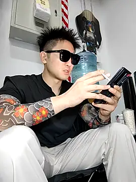 Bananadaddy-185's Webcam Show