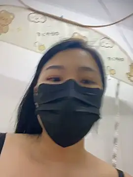 Chat +18 de Nini_11 ao vivo