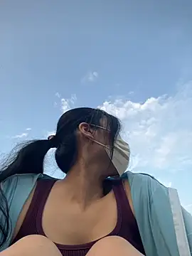 Nini_11's Live XXX Chat