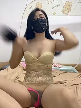 Nini_11 Pertunjukan Webcam
