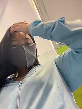 Nini_11 Show Webcam