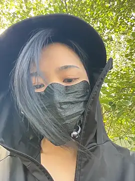 Nini_11 在線直播表演