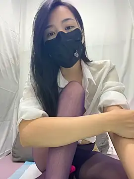 Nini_11's Webcam Show