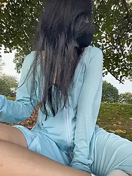 Nini_11's Webcam Show