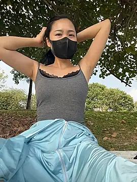 Nini_11 Show Webcam