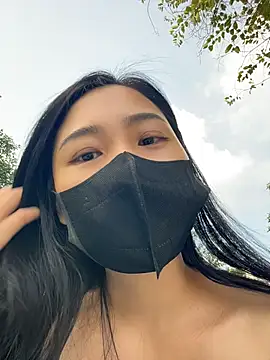 Nini_11's Live XXX Chat