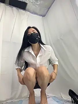 Nini_11 现场XXX聊天