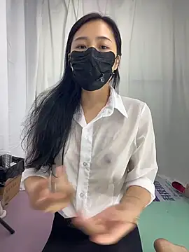 Nini_11 Chat XXX in diretta