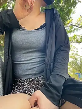 دردشة Nini_11 الجنسية المباشرة