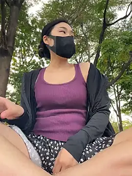 Nini_11's Live XXX Chat