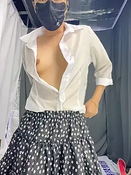 Nini_11のライブXXXチャット