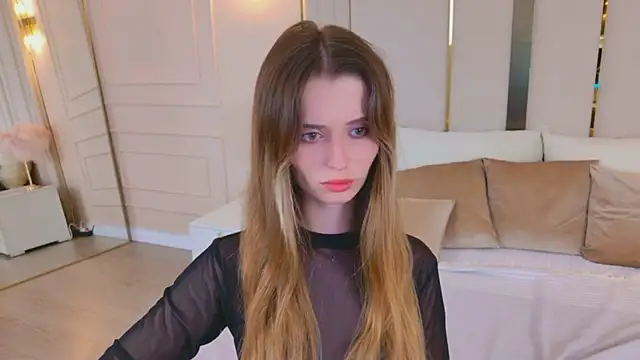 MarybethSnow's Webcam Show