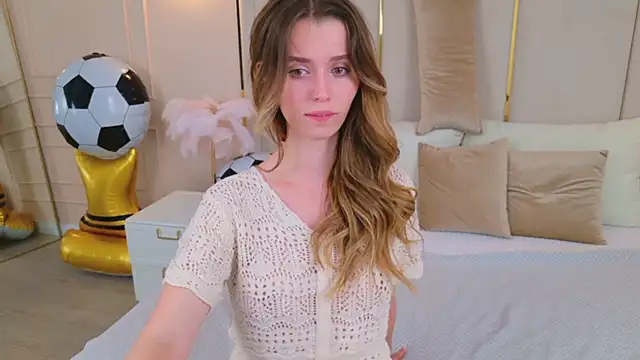 MarybethSnow's Webcam Show