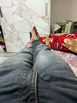 Show modela Hny_boy na web-kameri