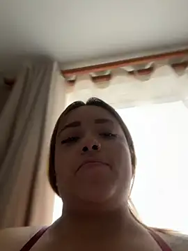 Pertunjukan Kamera Web Tatiana_O