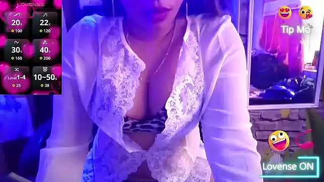 Hot_heer Adlı Modelin Canlı XXX Sohbeti