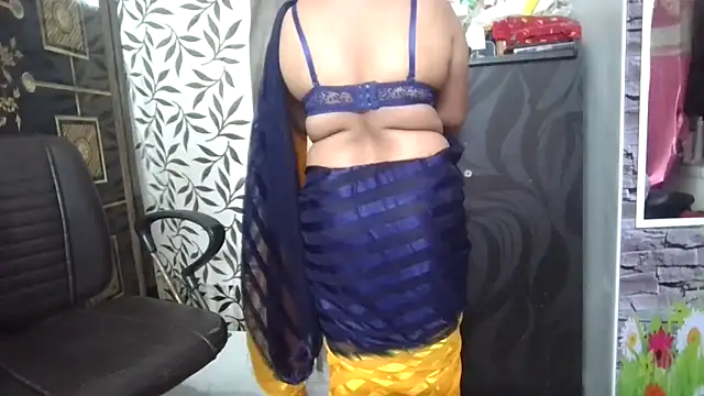 Hot_heer's Live XXX Chat