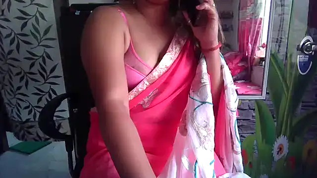 Hot_heer Adlı Modelin Canlı XXX Sohbeti