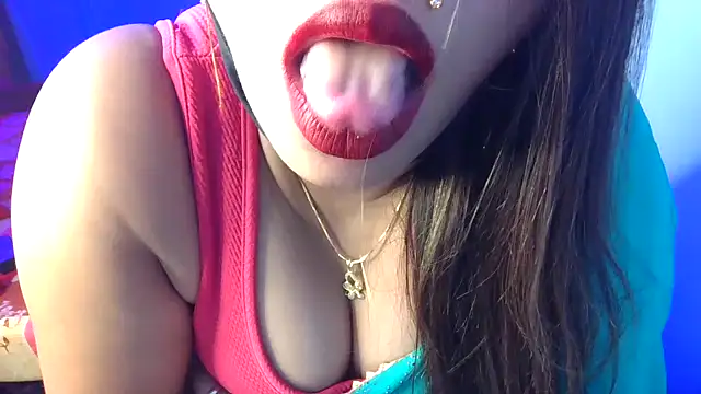 Hot_heer's Live XXX Chat