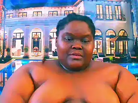 Show modela EbonyHotBuns na web-kameri