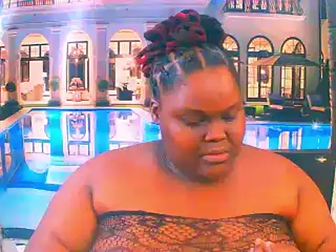 EbonyHotBuns 网络视讯表演