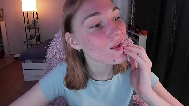 ReddHotPipper's Webcam Show