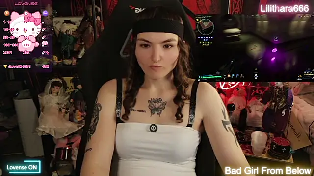 Pertunjukan Kamera Web Lilithara666