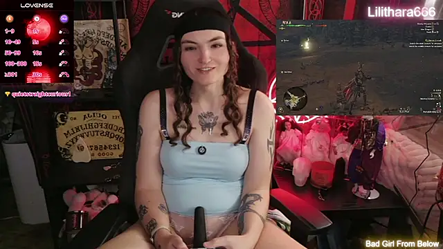 Lilithara666's Webcam Show