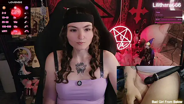 Lilithara666's Webcam Show
