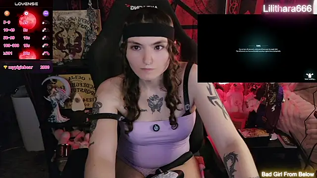Lilithara666's Webcam Show