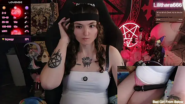Lilithara666's Webcam Show