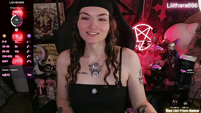 Lilithara666 Show in webcam