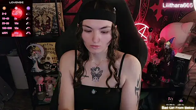 Lilithara666's Webcam Show