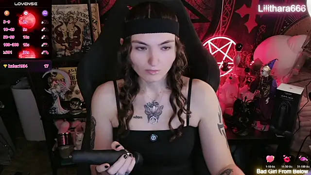 Lilithara666 Show in webcam