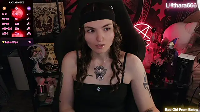 Вебкам-шоу Lilithara666