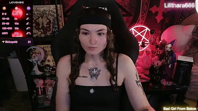 Lilithara666's Webcam Show