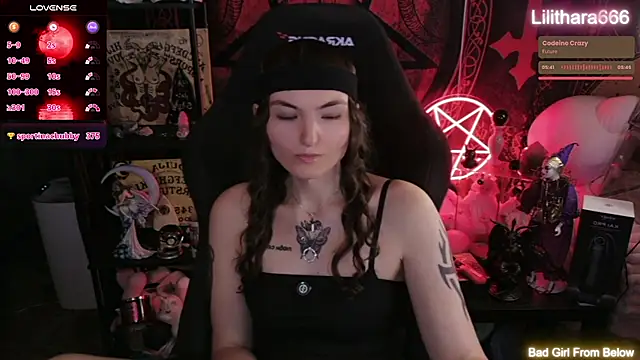 Lilithara666n Webbikameraesitys