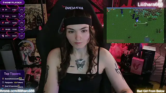 Lilithara666 Show in webcam