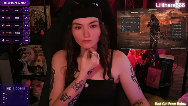 הופעת וובקאם של Lilithara666