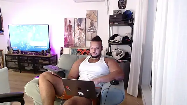 1LordKingsleyn Webbikameraesitys