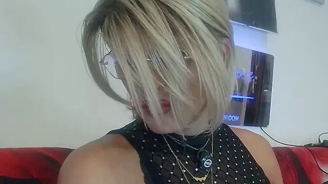 LadyOxana Webcam show
