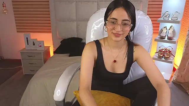 Chat +18 de Mia_Fischer ao vivo
