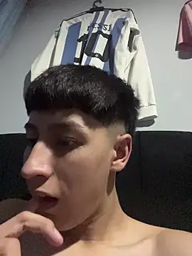 Stiven_017's Webcam Show