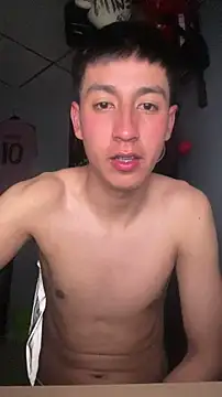 Stiven_017 Show in webcam