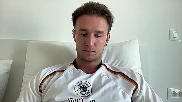 cute_mark Adlı Modelin Web Kamerası Şovu
